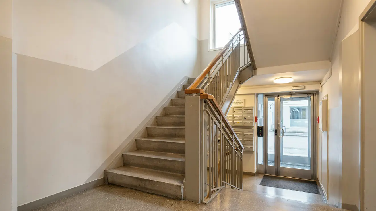 allt inom fastighetsservice trappstadning alvik bromma stockholm